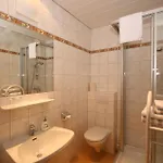 Haus Alexander Guest house 4*