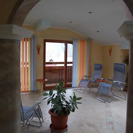 Haus Alexander Guest house 4*