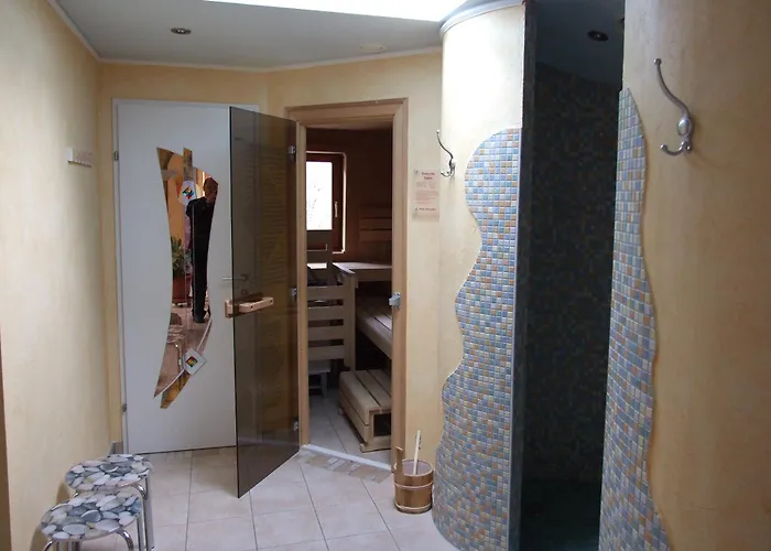 亚历山大豪斯酒店