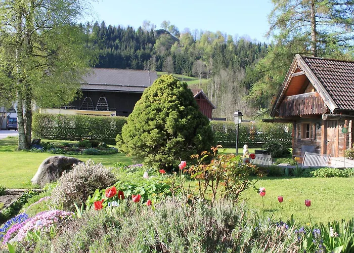 亚历山大豪斯酒店