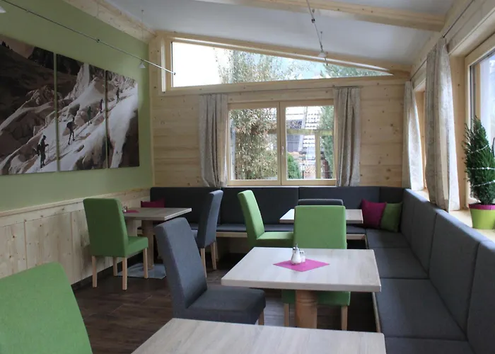 亚历山大豪斯酒店 斯拉德明