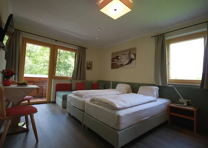 Gasthuis Haus Alexander 4*